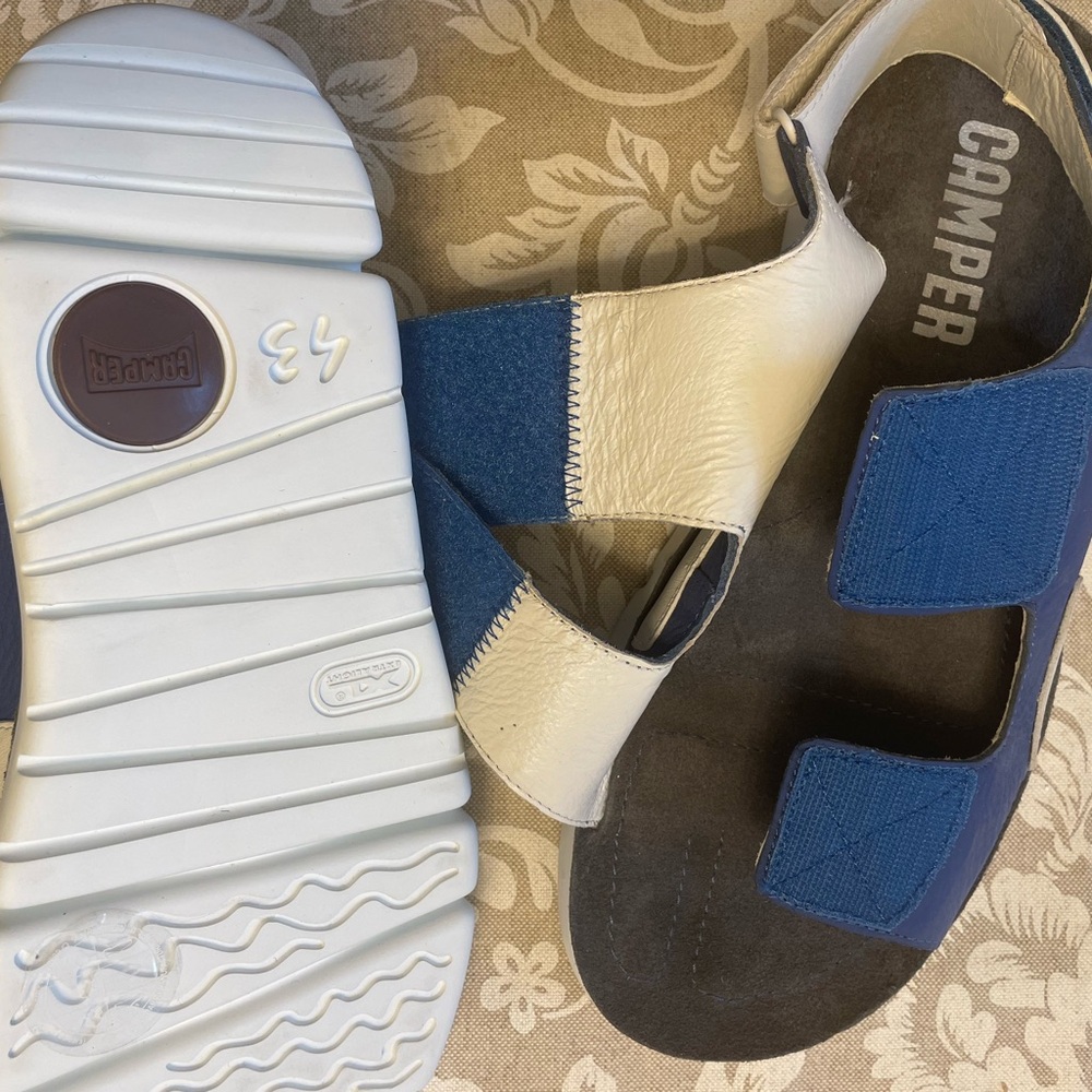 Camper Sandals NWOT